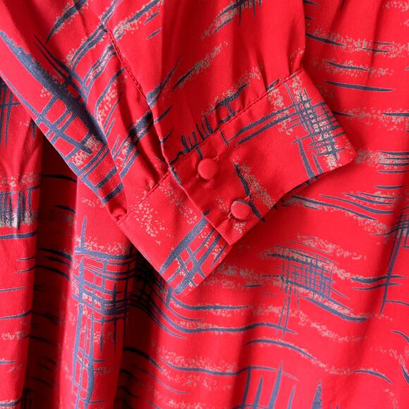 Urban Outfitters 100% Silk Lux Dress Red Size M NWT Abstract Artsy Retro Modest - Picture 4 of 8